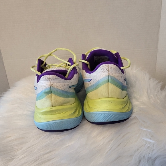Asics White and Purple Running Shoes, Size 9.5 - Picture 5 of 7